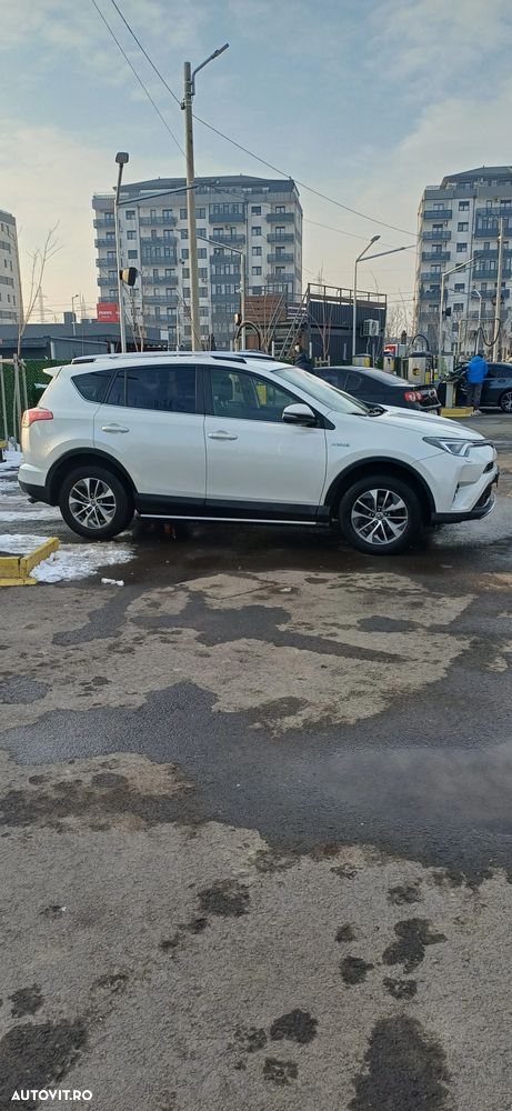 Toyota RAV4 - 17
