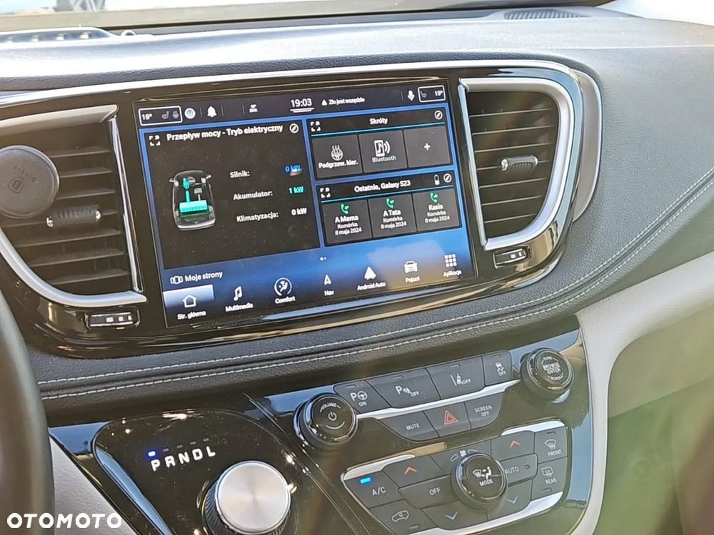 Chrysler Pacifica - 9