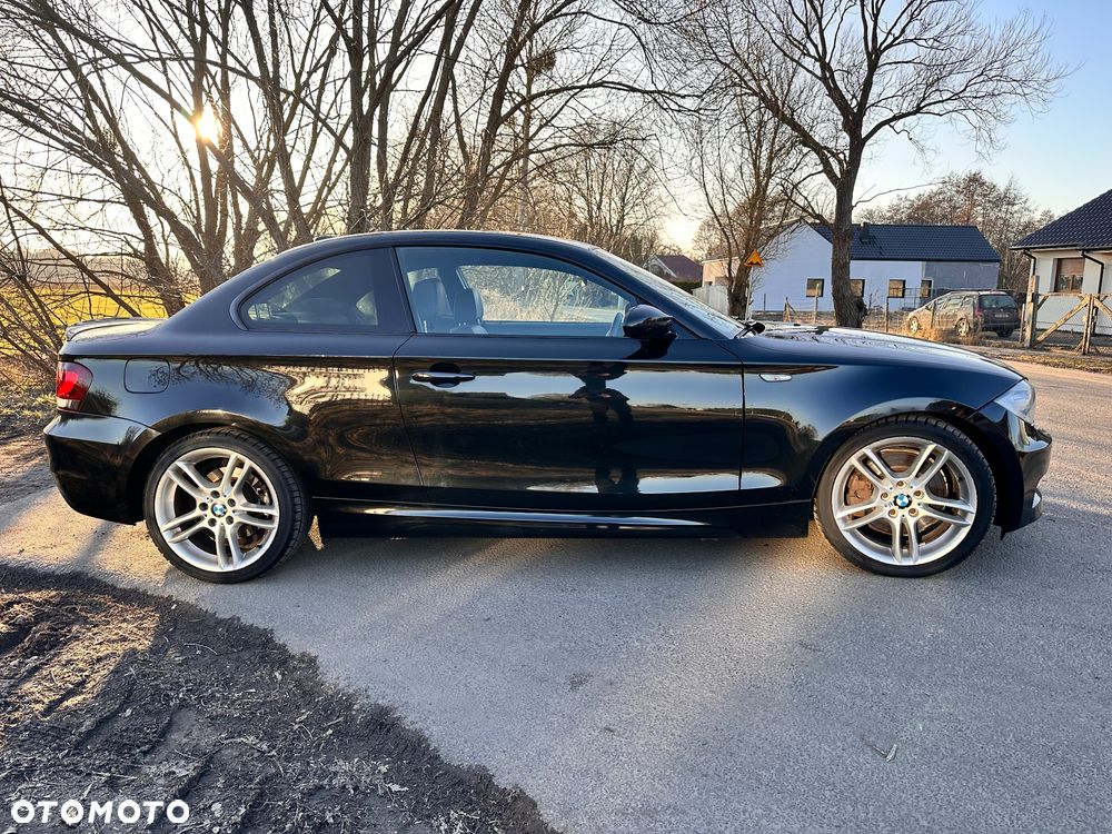 BMW Seria 1 123d DPF - 4