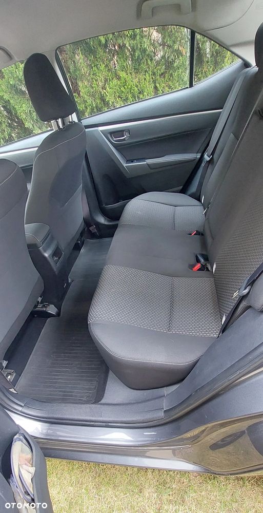 Toyota Corolla 1.6 Premium - 8