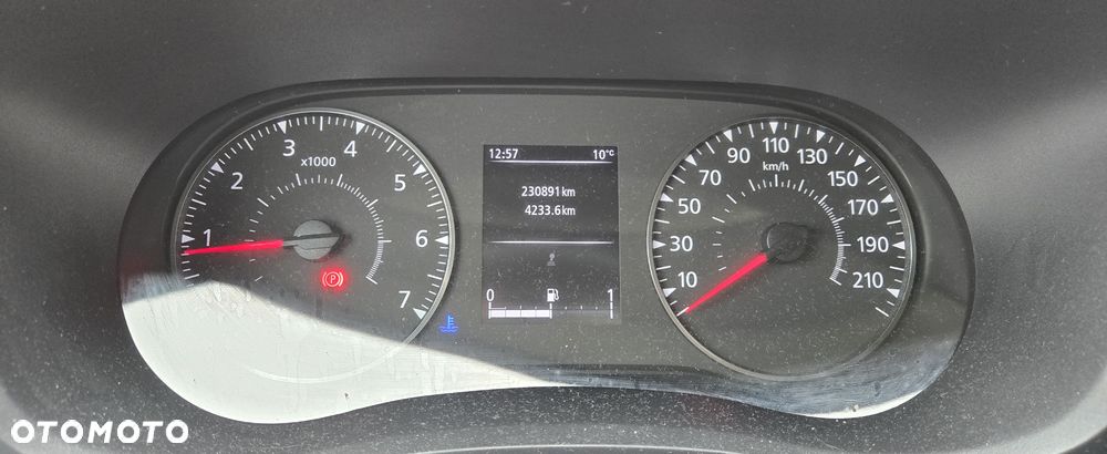 Renault Master Ambulans karetka - 11