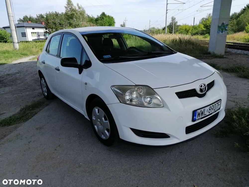 Toyota Auris 1.4 VVT-i Luna - 3