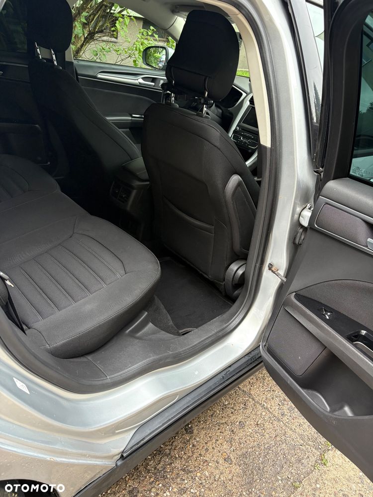Ford Mondeo 2.0 TDCi Titanium - 13