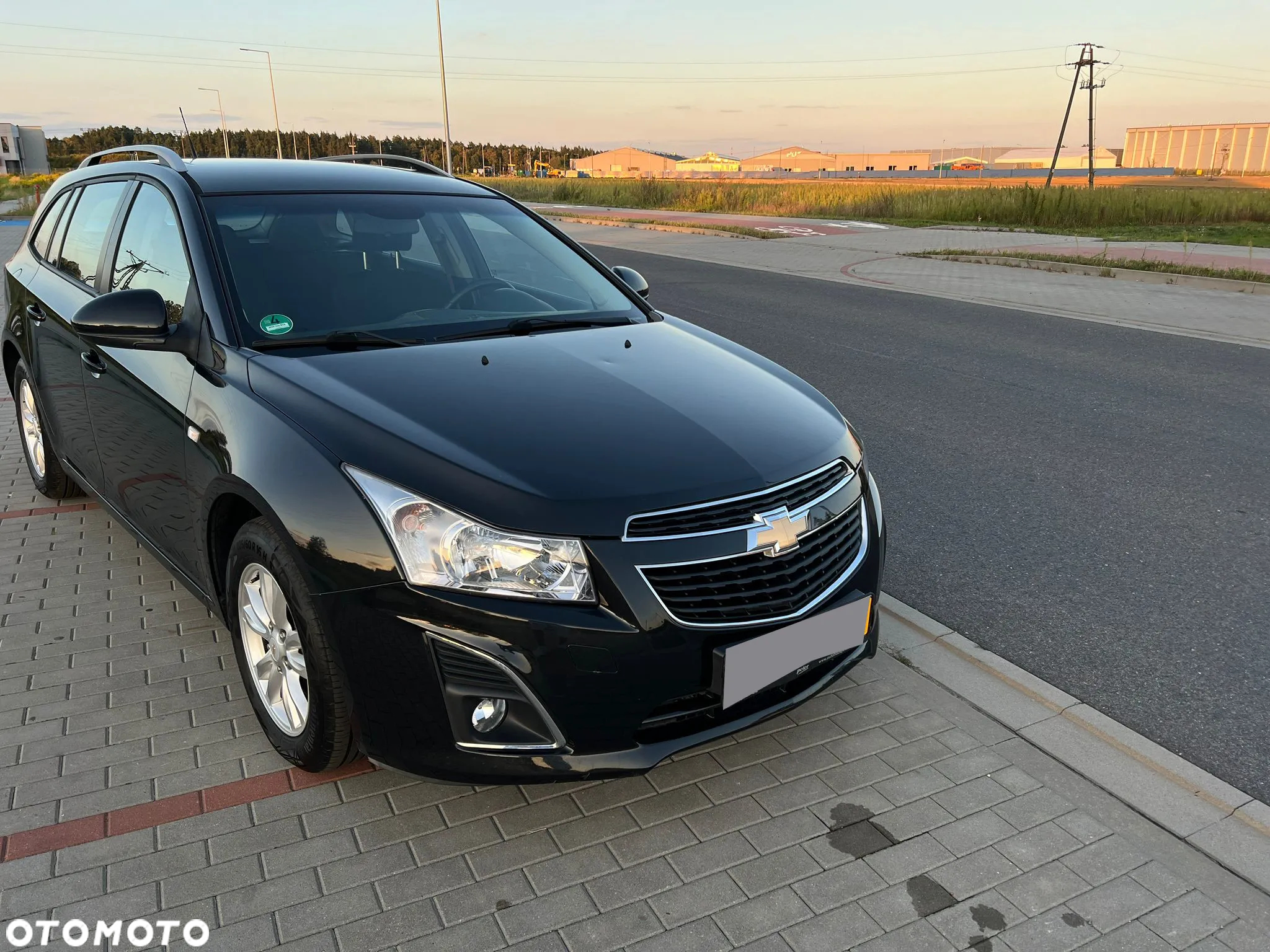 Chevrolet Cruze 1.7 LT - 27