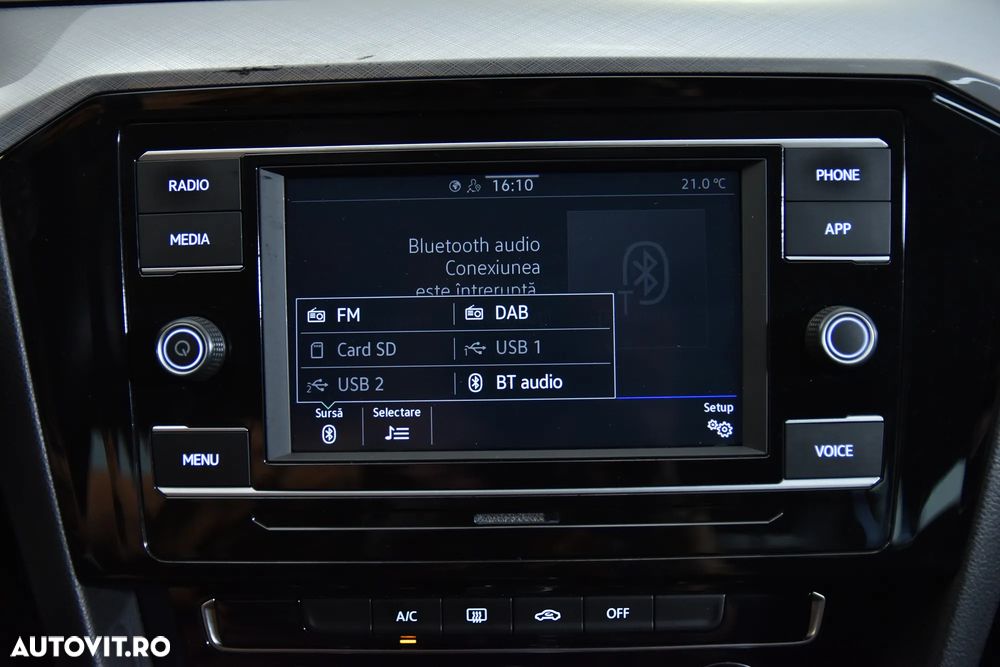 Volkswagen Passat - 19