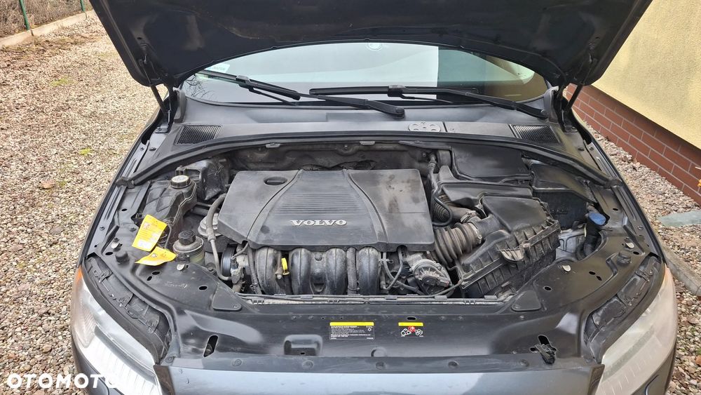 Volvo V70 2.0 - 23