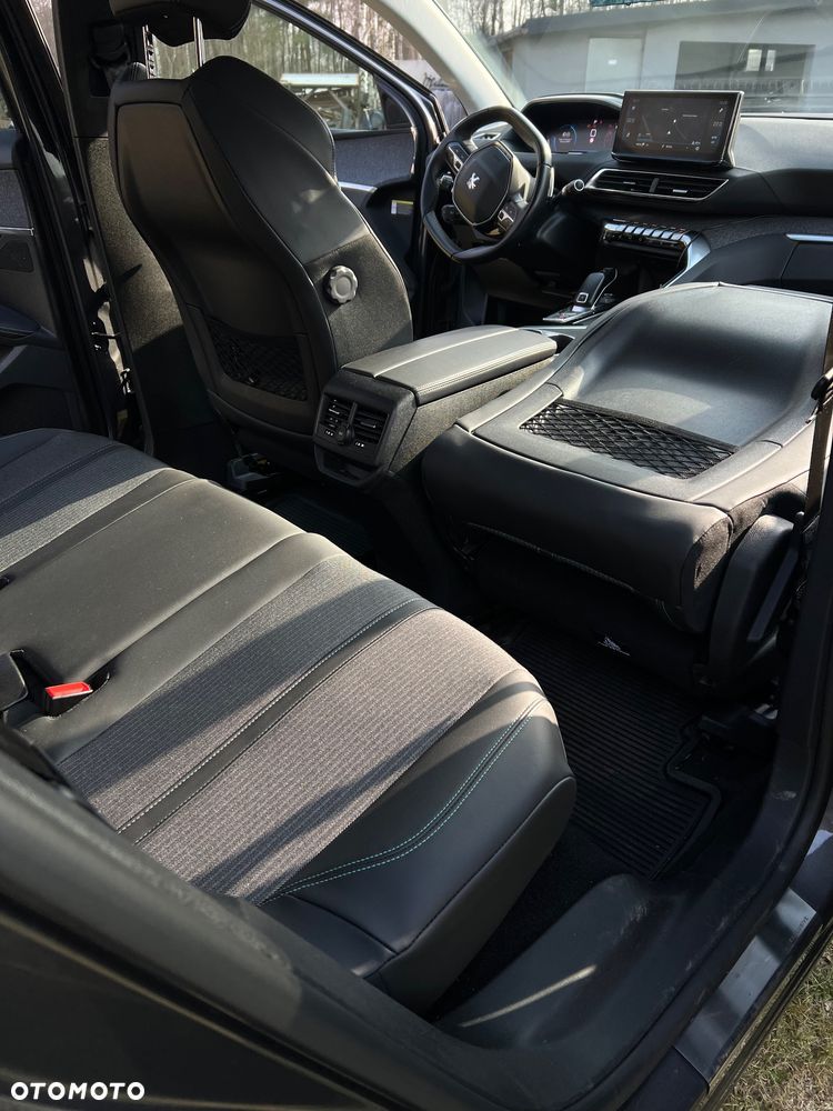 Peugeot 3008 1.2 PureTech Allure Pack S&S EAT8 - 9