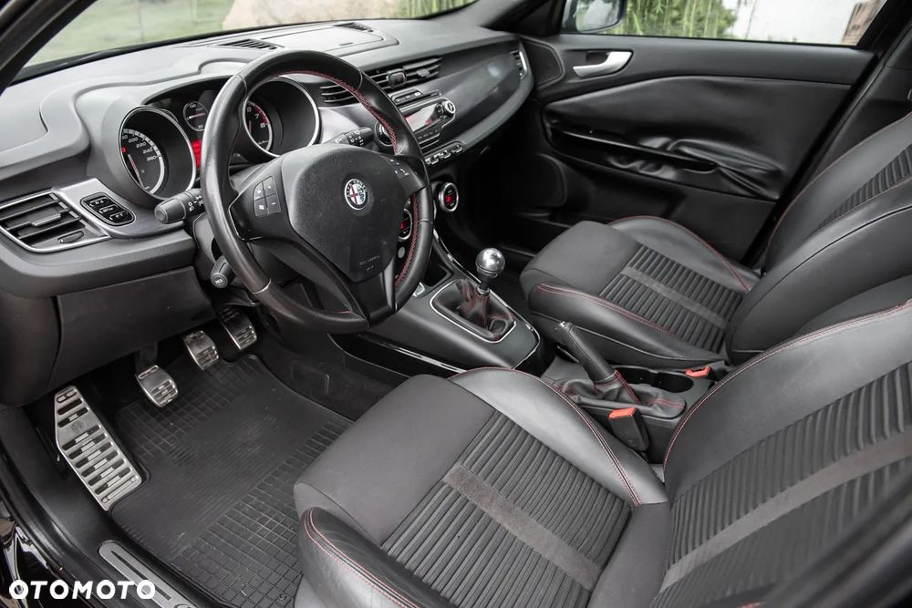 Alfa Romeo Giulietta 2011