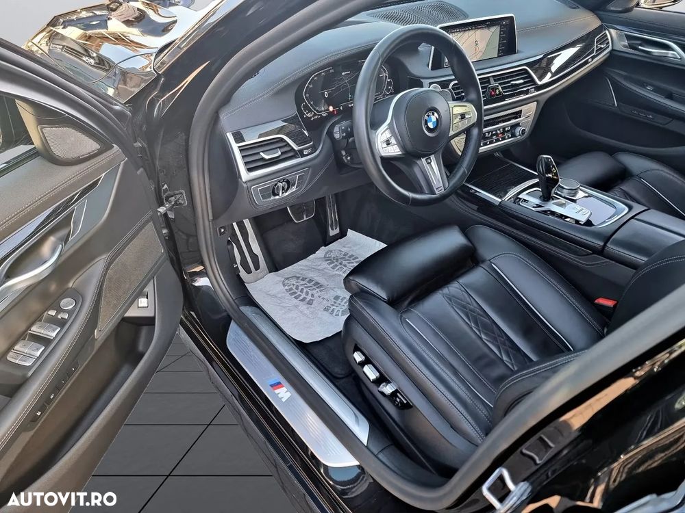 BMW Seria 7 745e - 6