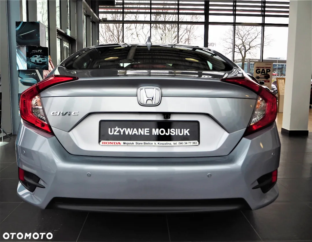 Honda Civic 1.5 T Comfort - 9