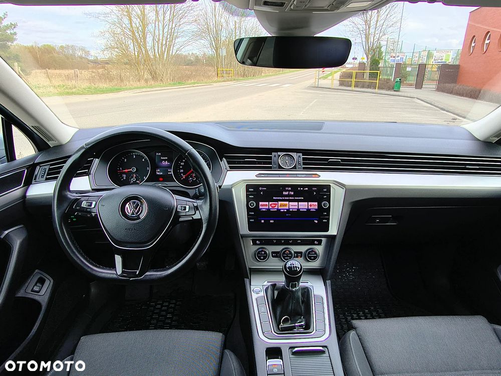 Volkswagen Passat 2.0 TDI BMT Comfortline - 8
