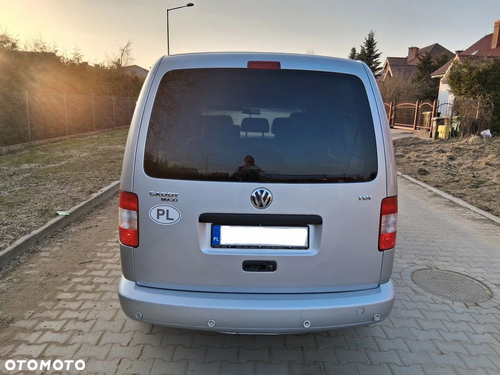 Volkswagen Caddy Maxi Life - 13