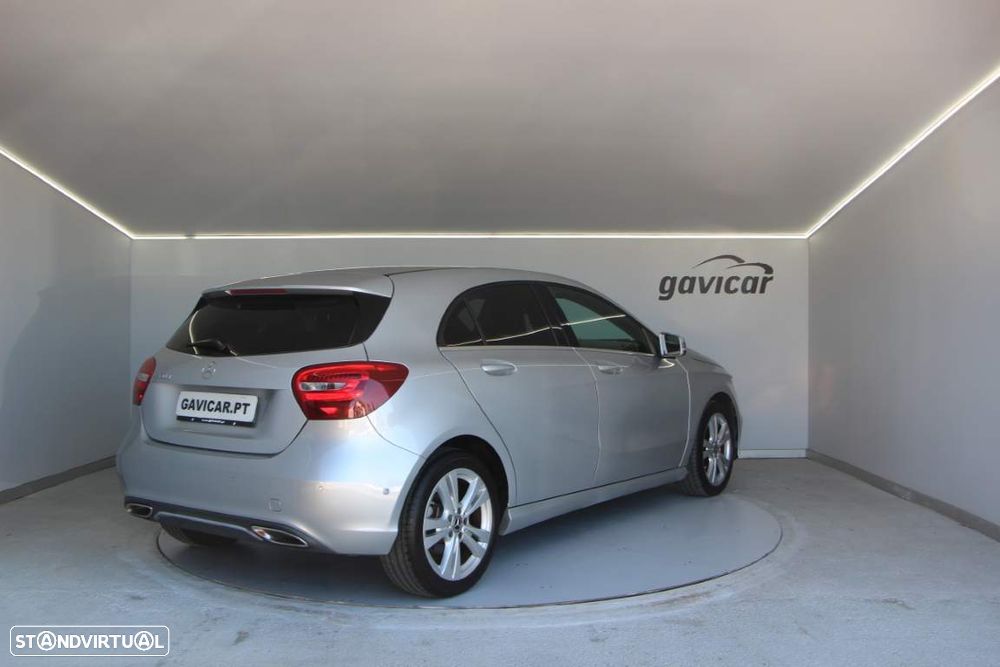 Mercedes-Benz A 180 d Urban - 21