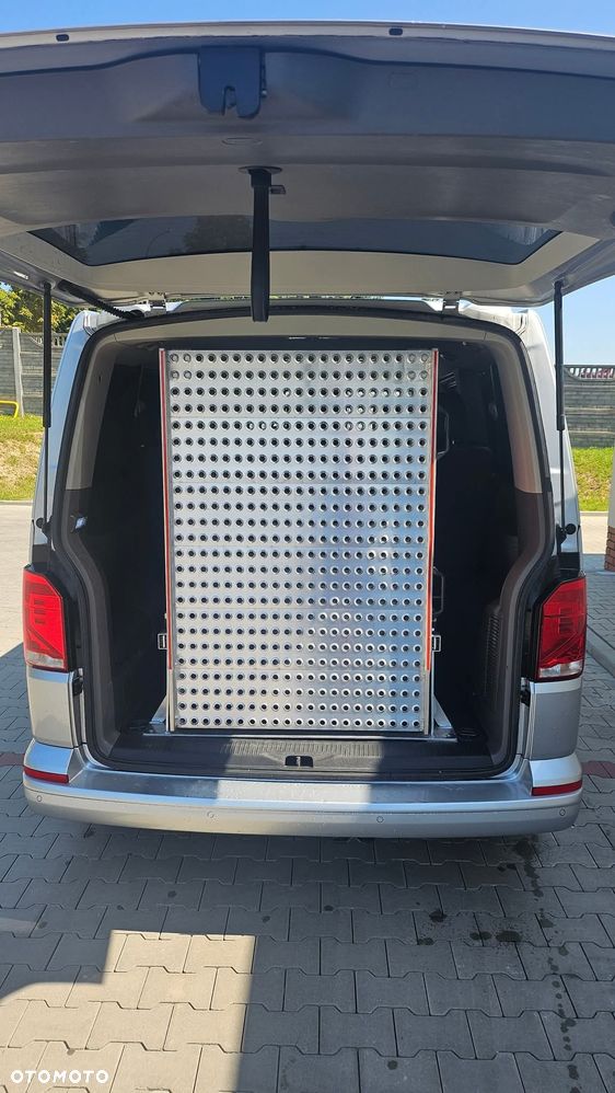 Volkswagen Caravelle 2.0 TDI L2 Highline 4Motion DSG - 37