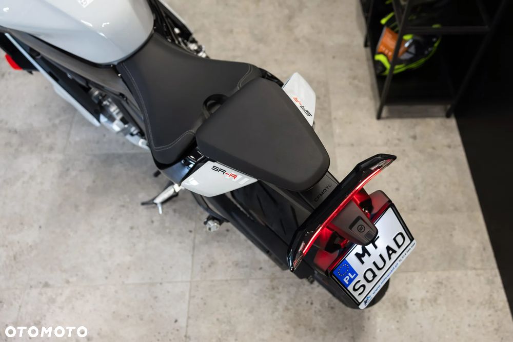 CFMoto 675SR - 3