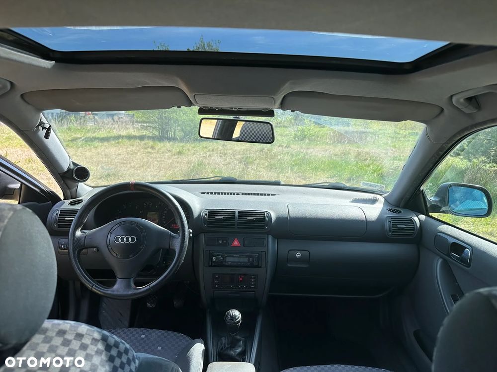 Audi A3 3-drzwiowe 1.8T Ambition - 6