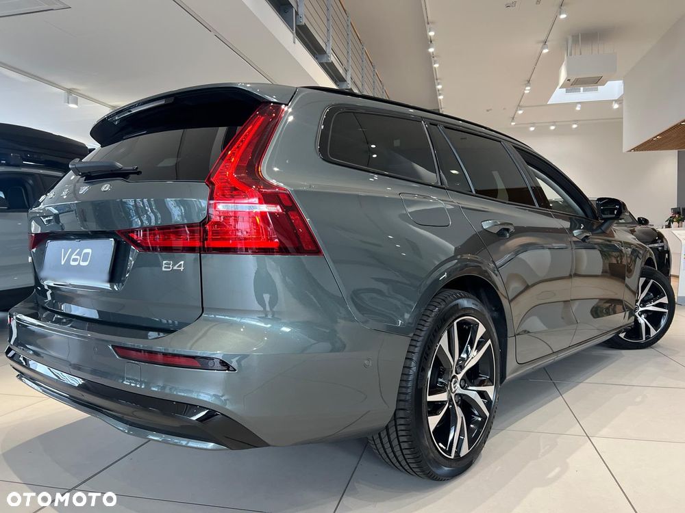 Volvo V60 B4 B Ultimate Dark - 13