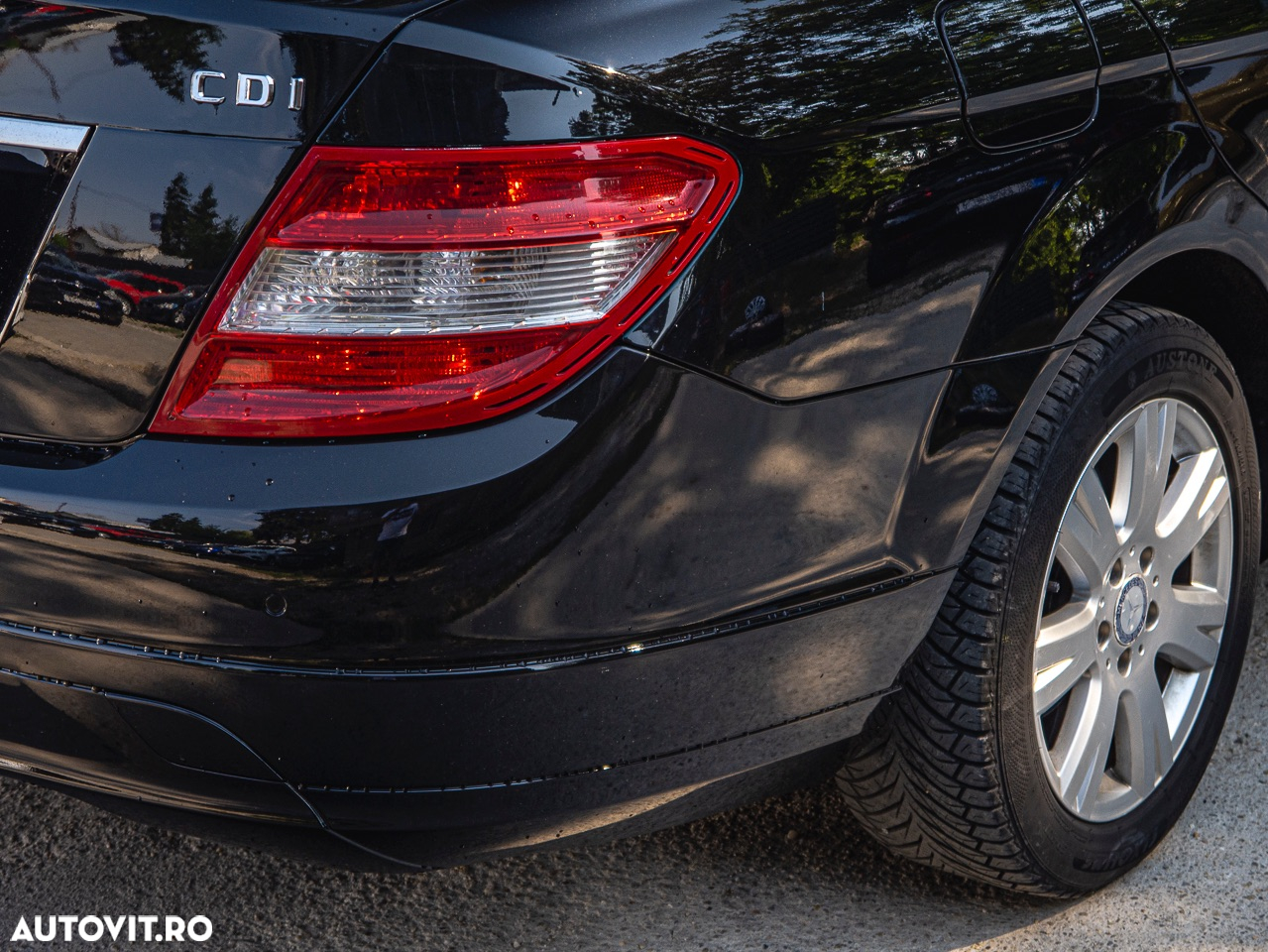 Mercedes-Benz C 180 CDI DPF (BlueEFFICIENCY) Avantgarde - 23