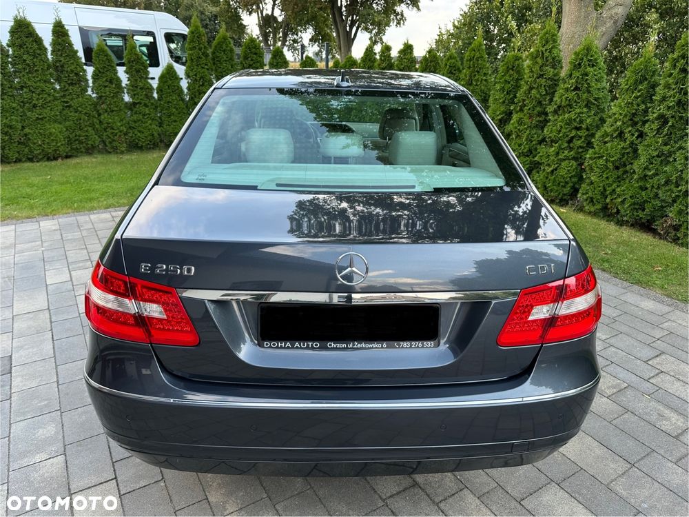 Mercedes-Benz Klasa E 250 T CDI 7G-TRONIC Elegance - 5