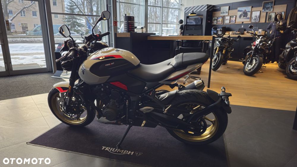 Triumph Trident - 5