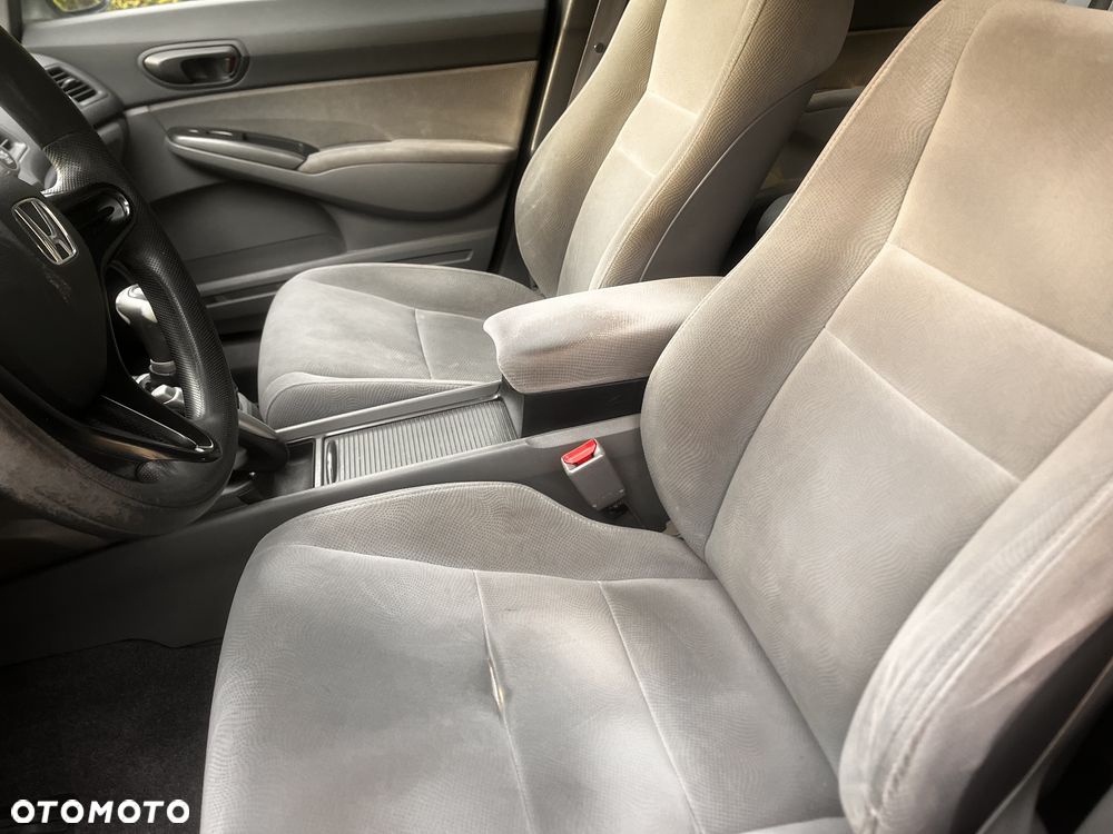 Honda Civic 1.8 Comfort - 17