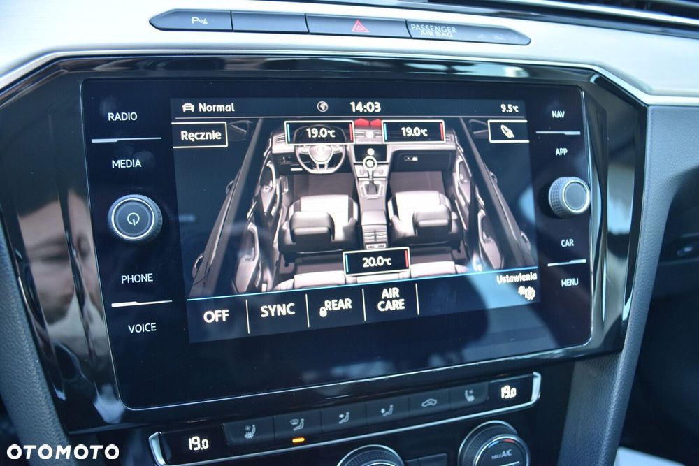 Volkswagen Passat - 20