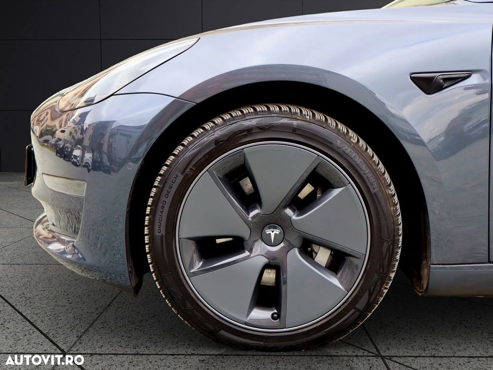 Tesla Model 3 AWD Long Range - 9