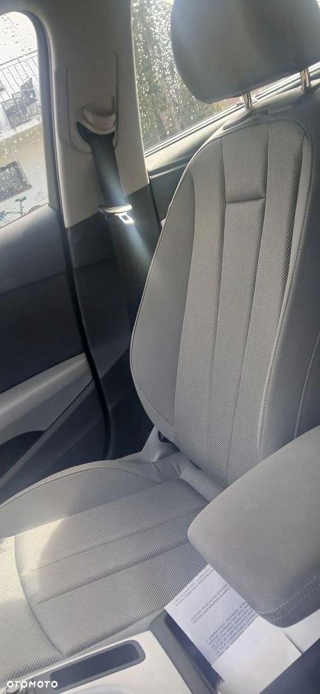 Audi A4 Limousine - 9