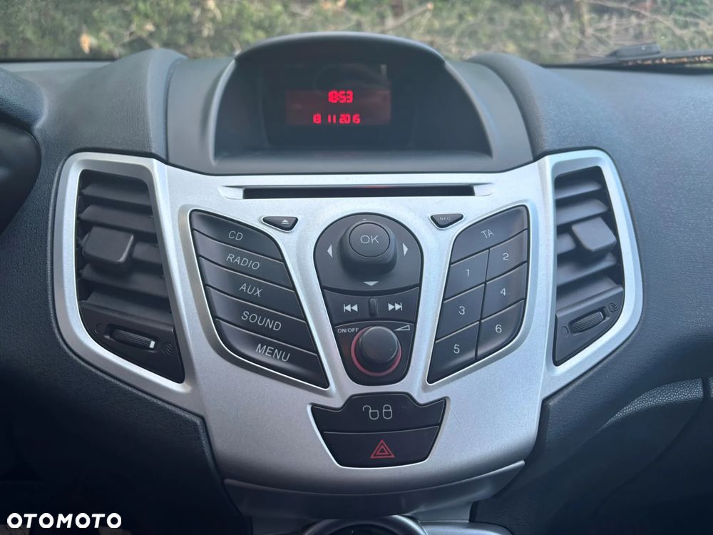 Ford Fiesta 1.25 Trend EU5 - 13
