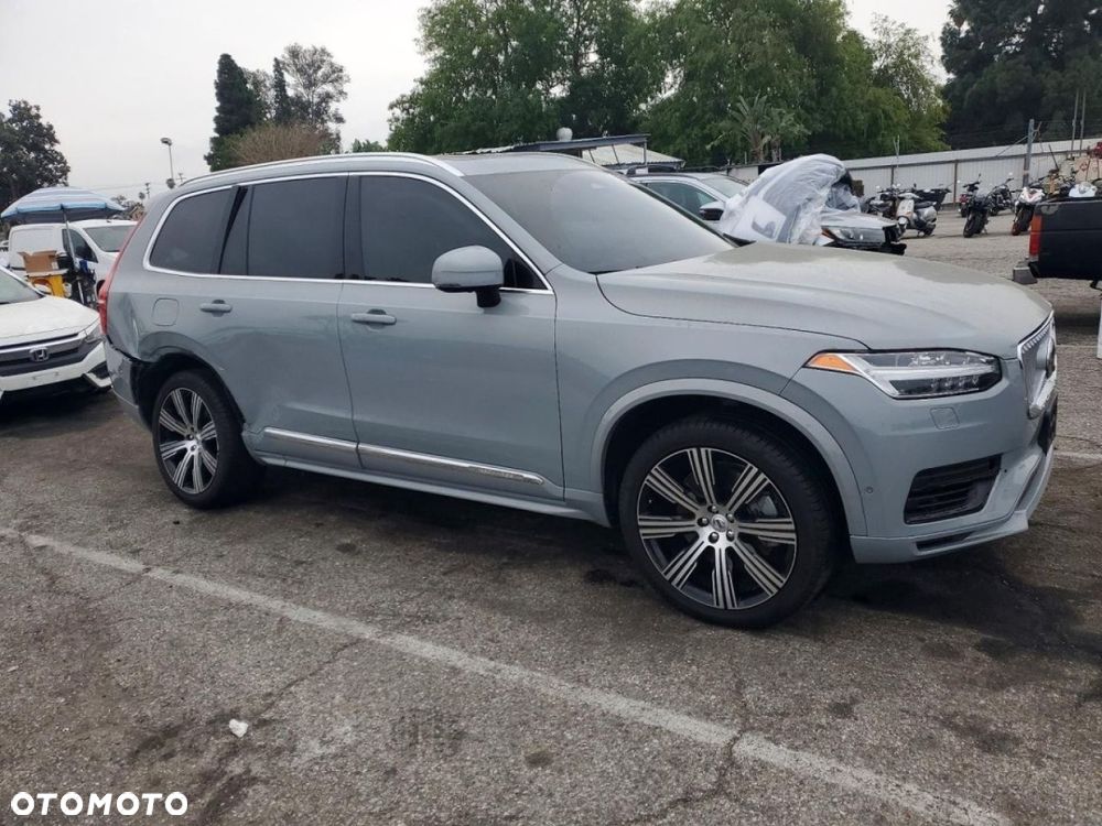 Volvo XC 90 - 3