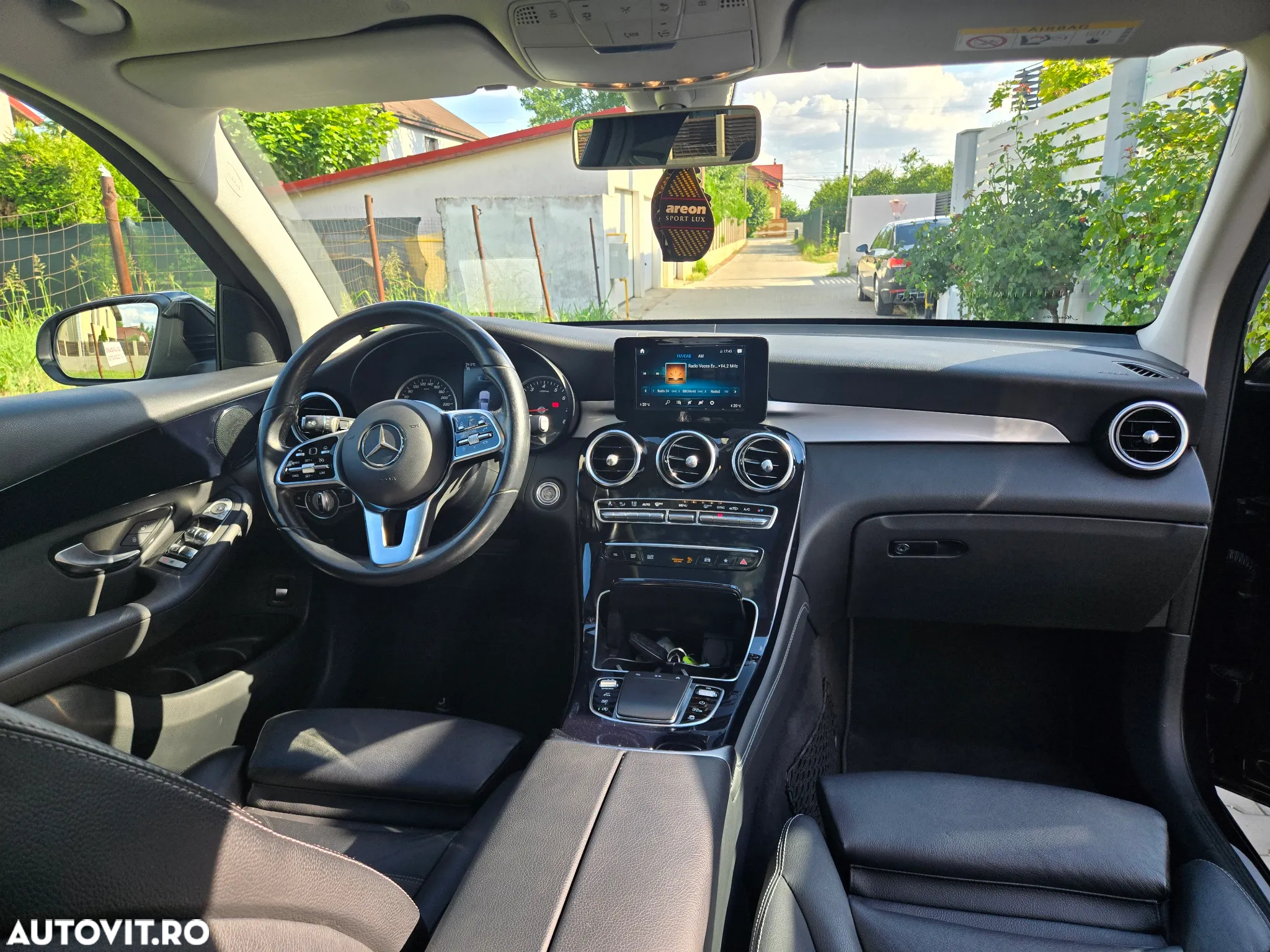 Mercedes-Benz GLC 300 4Matic 9G-TRONIC - 14