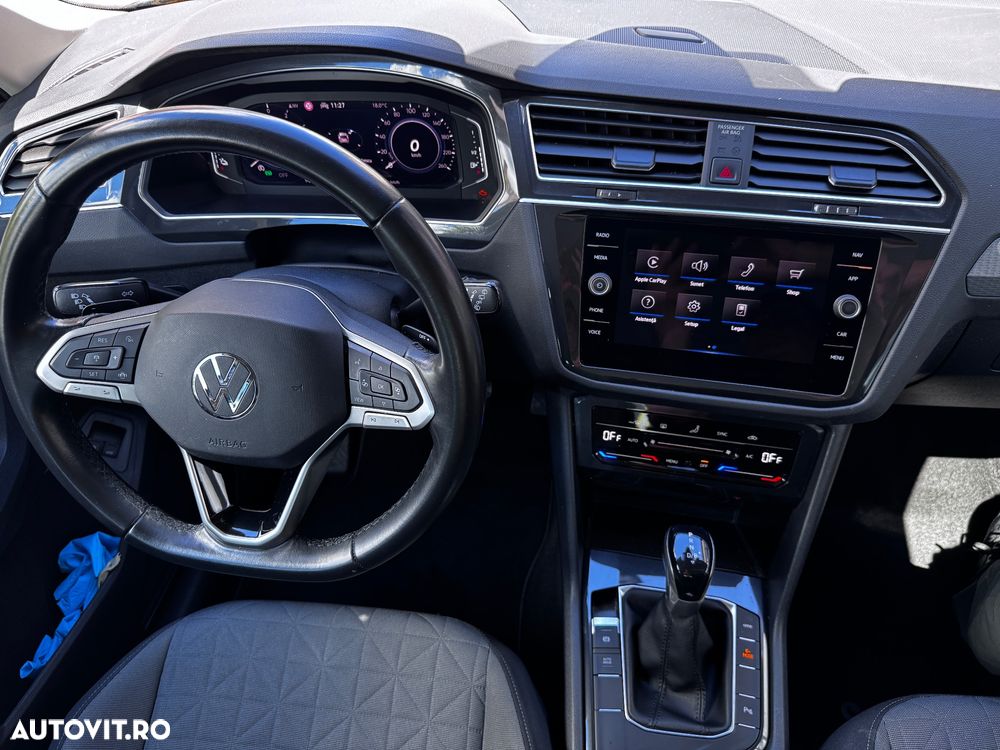 Volkswagen Tiguan - 17
