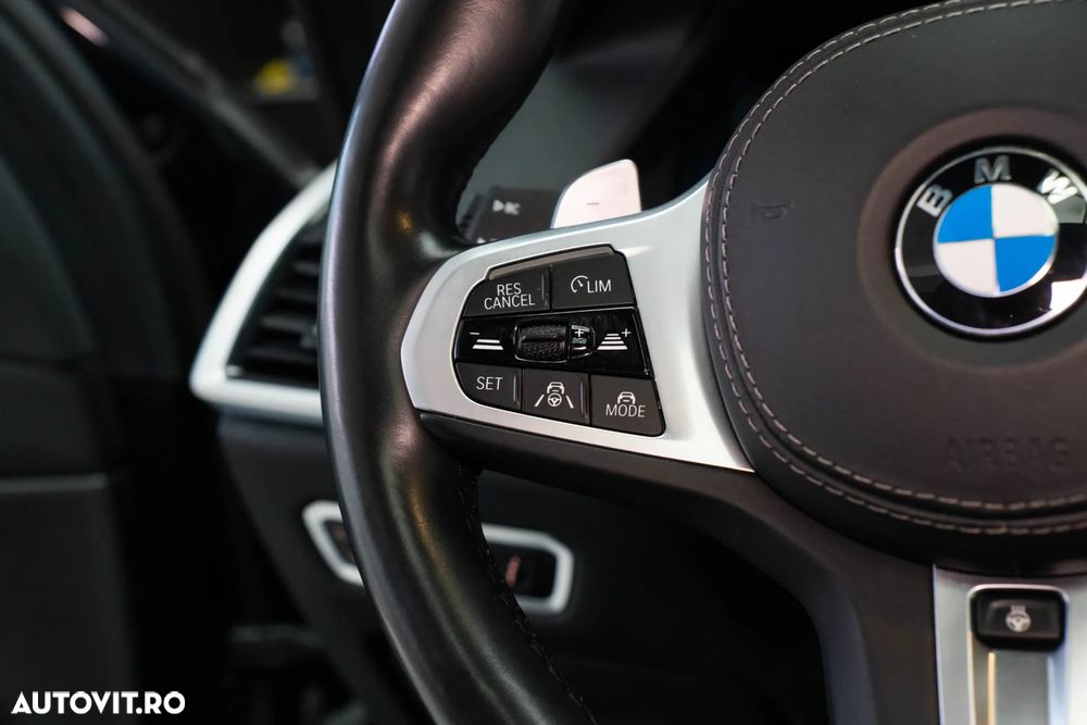 BMW X5 xDrive45e - 32