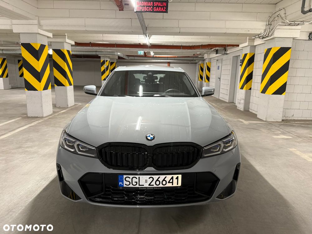 BMW Seria 3 330i xDrive M Sport - 2