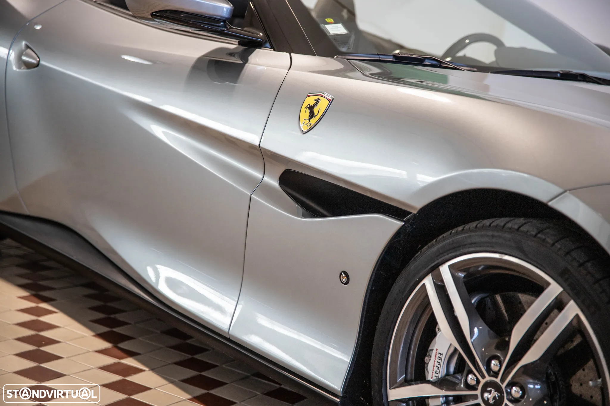 Ferrari Portofino Standard - 12