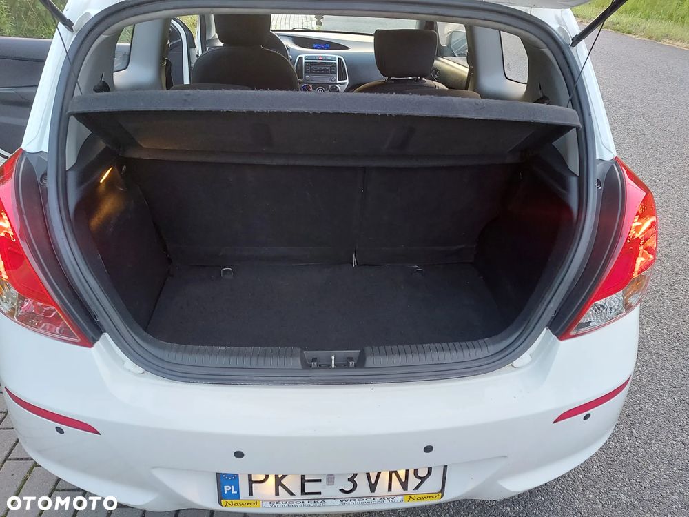 Hyundai i20 1.25 Classic + - 12