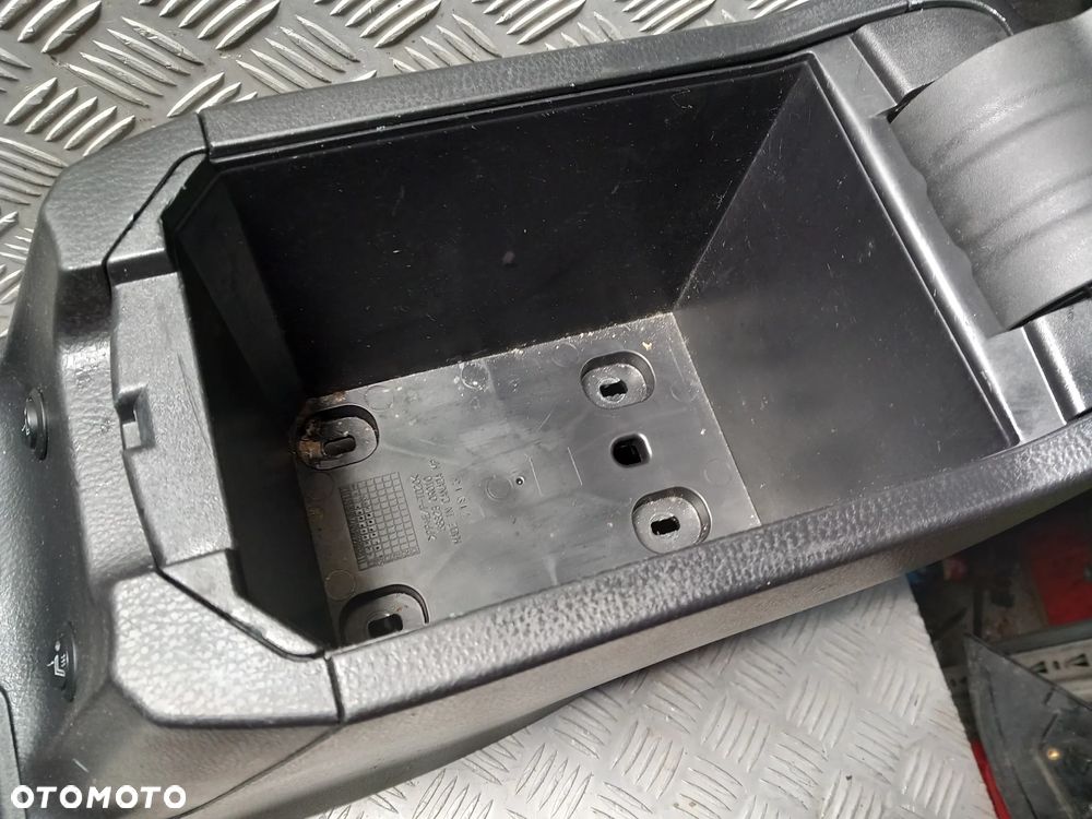 TOYOTA RAV4 IV TUNEL ŚRODKOWY PODŁOKIETNIK KOMPLET - 18