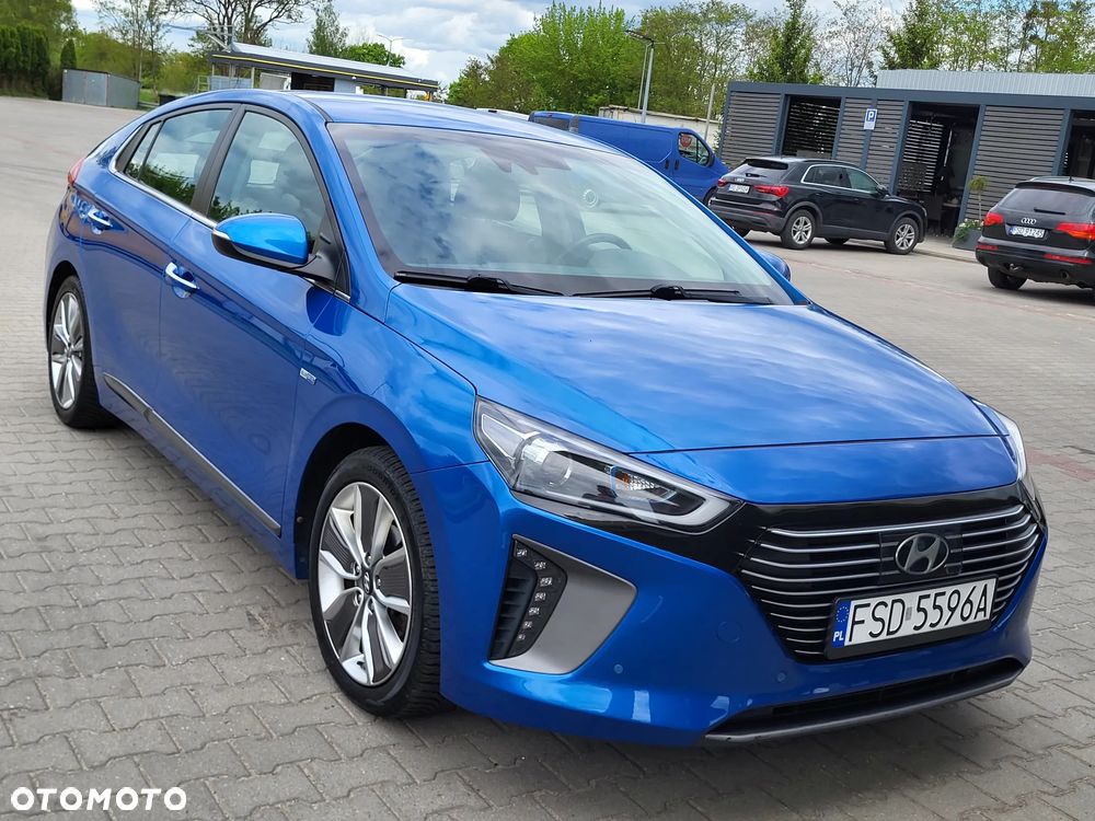 Hyundai IONIQ Hybrid Platinum - 4