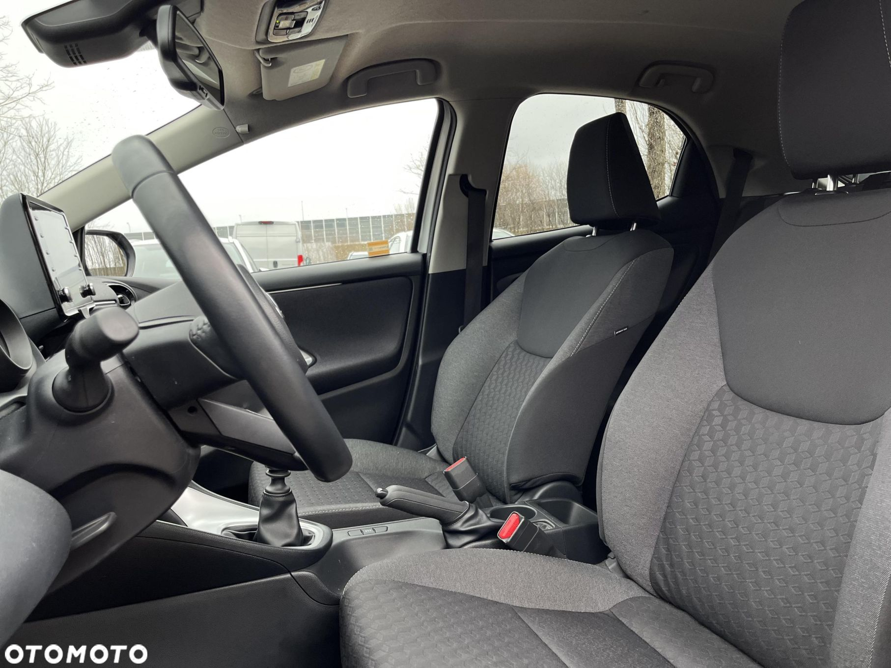 Toyota Yaris 1.5 Comfort - 12
