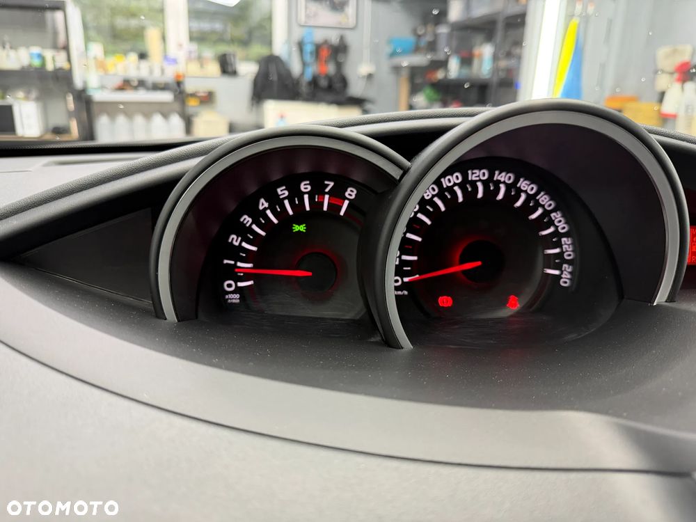Toyota Verso 1.8 Premium 7os - 15