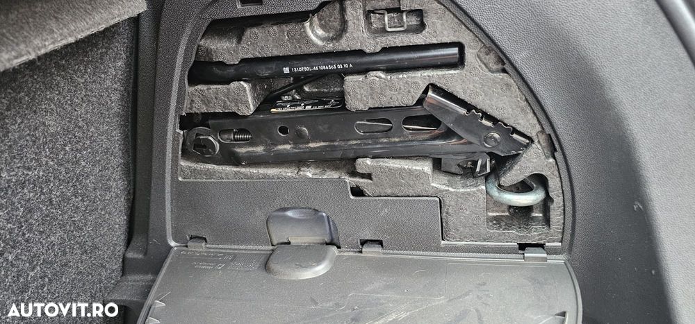 Opel Corsa 1.2 Enjoy - 12