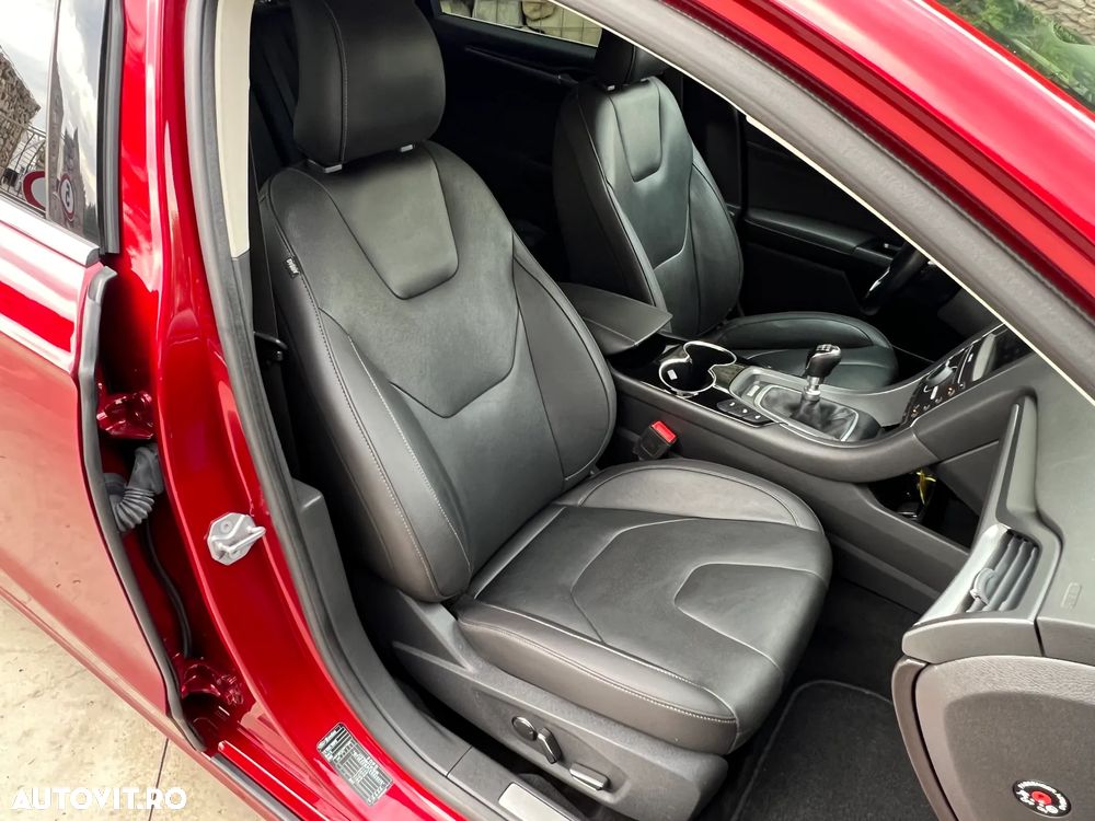 Ford Mondeo 1.5 TDCi ECOnetic Start-Stopp Titanium - 12