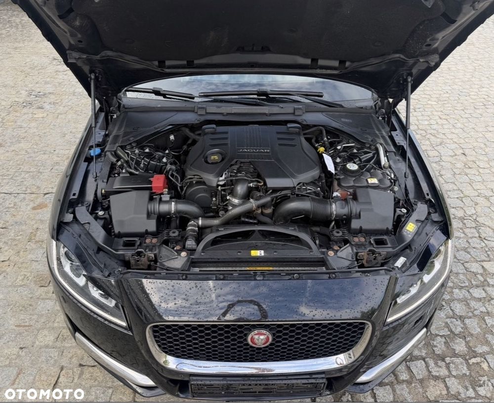 Jaguar XF - 30