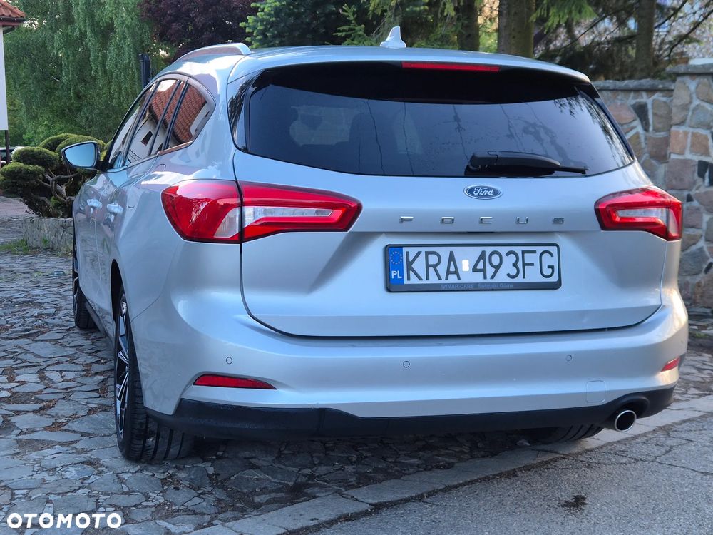 Ford Focus 1.5 EcoBlue Start-Stopp-System TITANIUM DESIGN - 16