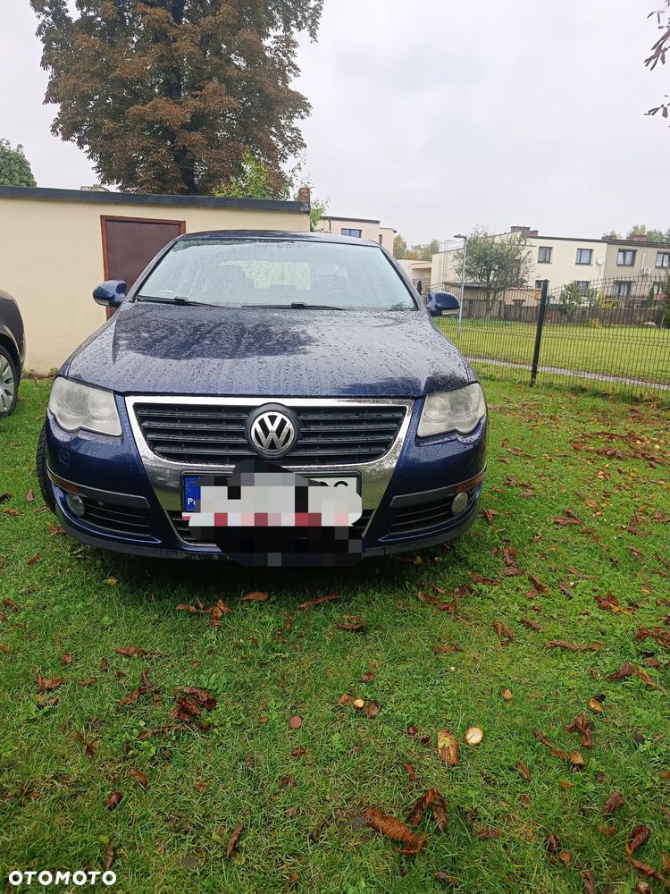 Volkswagen Passat 2.0 TDI Trendline - 2