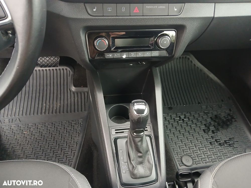 Skoda Fabia - 8