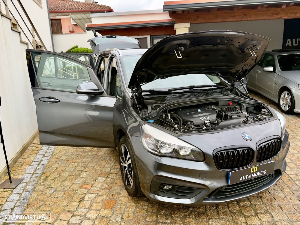 BMW 218 Gran Tourer d 7L Line Luxury - 32