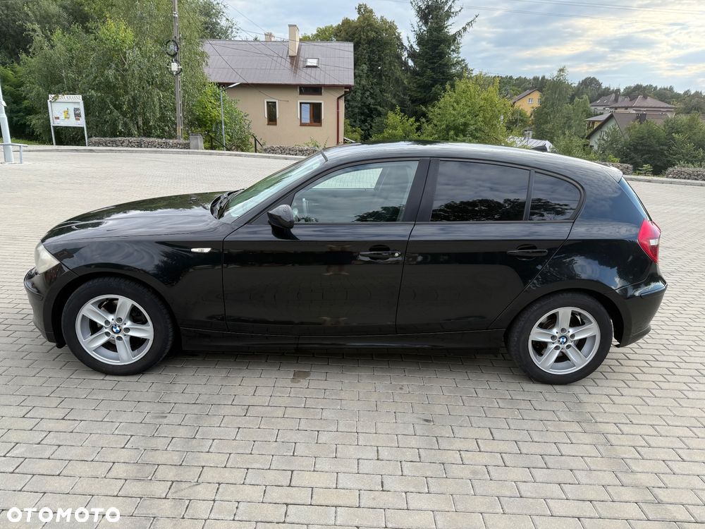 BMW Seria 1 120d - 8