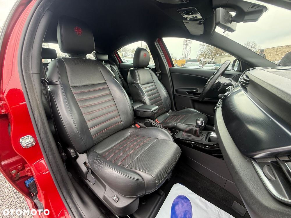Alfa Romeo Giulietta 1.4 TB 16V Multiair TCT Sport - 27