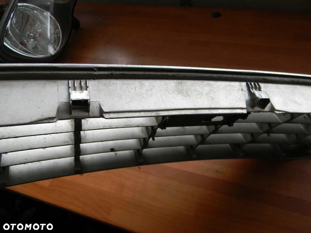 atrapa OPEL SENATOR B - 12